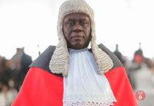 Chief Justice Allegedly Packs Law School With Fake Students